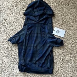 NWT maxbone Plaid Dog Jersey